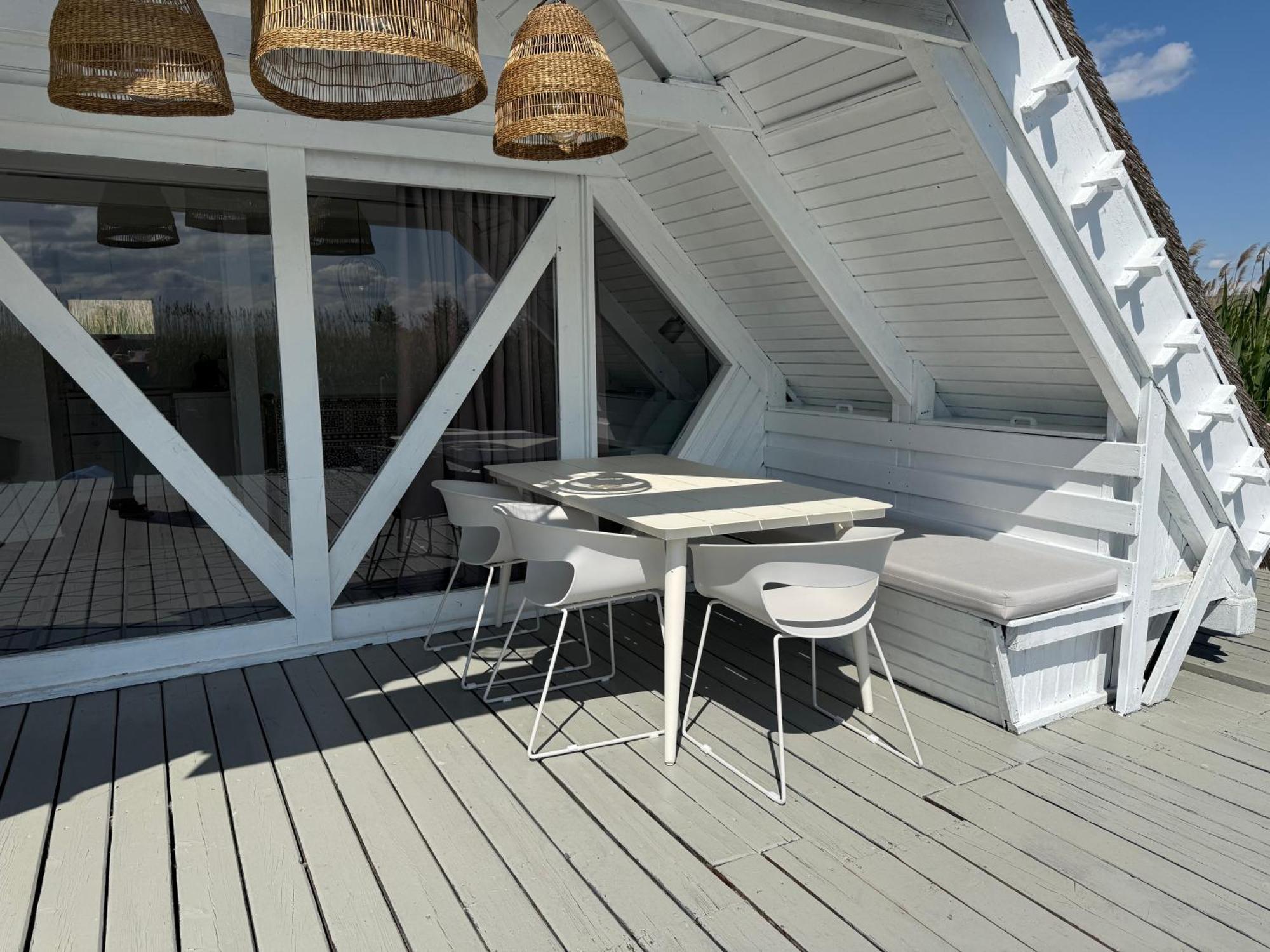 Seehuette Neusiedlersee - Seehaus Inklusive Elektroboot Руст Экстерьер фото